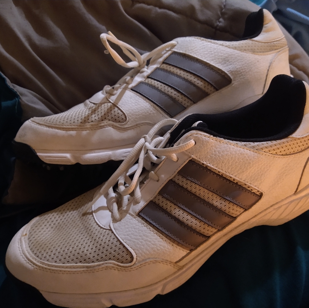 Adidas Men's Traxion Golf Shoes